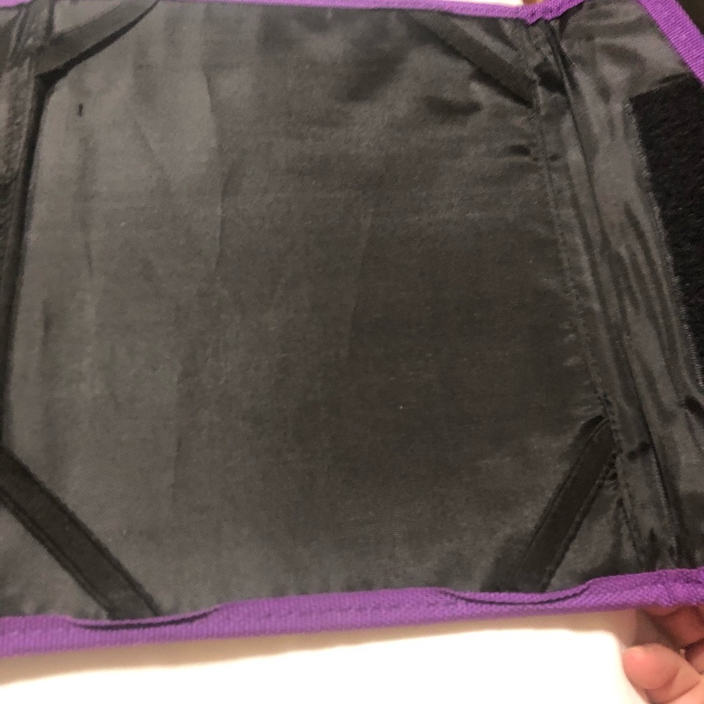 iPad case - Picture 3 of 4